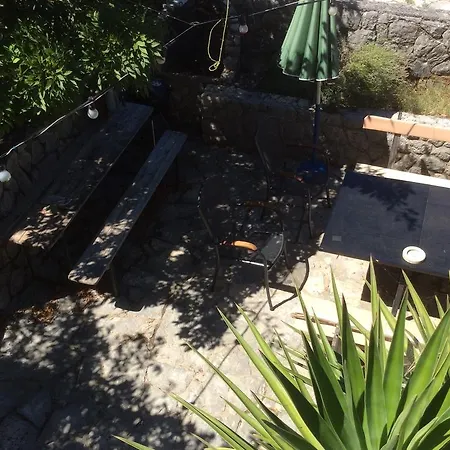 Σπίτι διακοπών Guki Mit Ueberdachtem Pool Und Meerblick