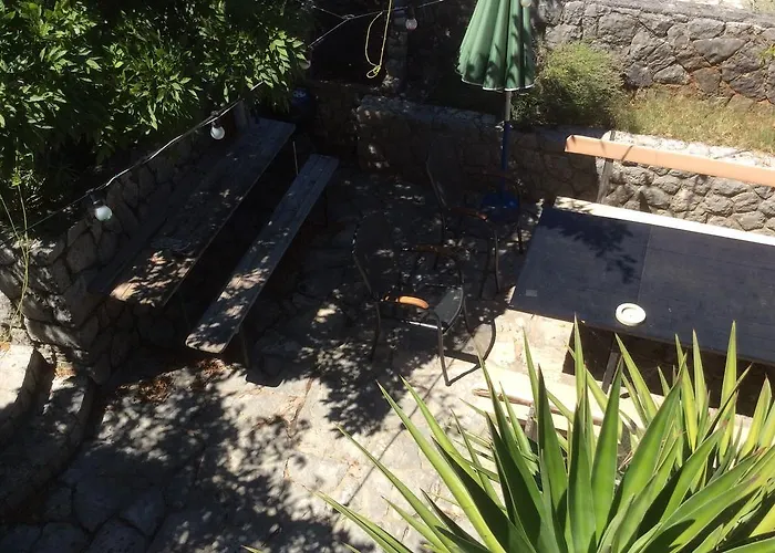 Ferienhaus Guki Mit überdachtem Pool Und Meerblick