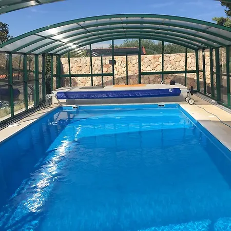 Guki Mit Ueberdachtem Pool Und Meerblick Casa vacanze