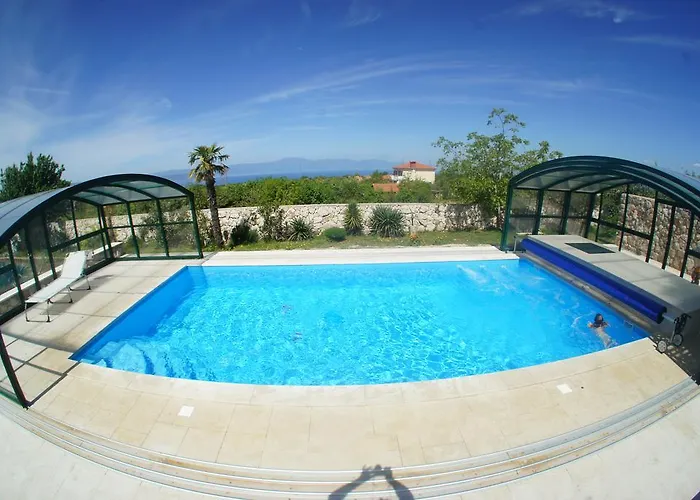 펜션 Guki Mit Ueberdachtem Pool Und Meerblick *