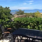 Guki Mit Ueberdachtem Pool Und Meerblick 펜션 말린스카